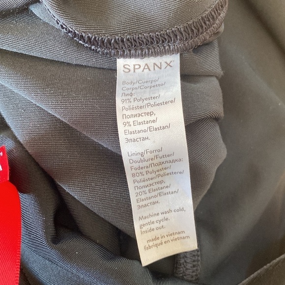 Spanx Black Velvet Leggings Size Xl - Picture 16 of 17